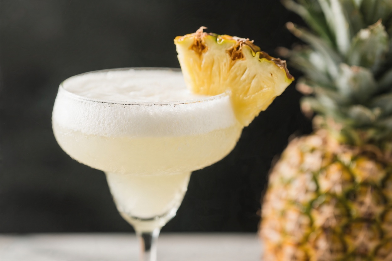 Piña Colada – Classic Summer Cocktail Recipe