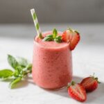 Keto Strawberry Basil Smoothie – Fresh, Creamy, and Low-Carb